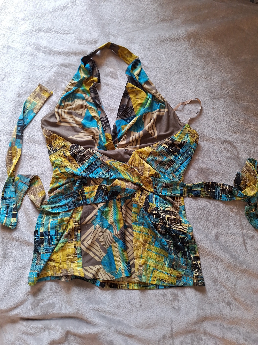 BCBGMAXAZRIA Geometric Print Halter Top